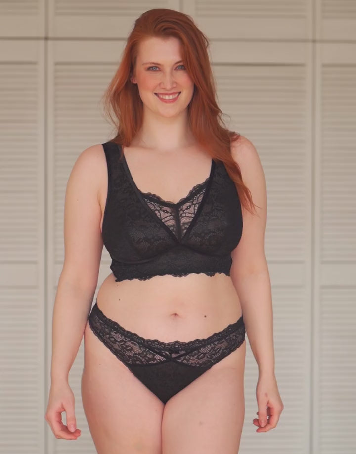 Produktvorstellung des Bralettes "Eliana Velvet" in der Farbe black.