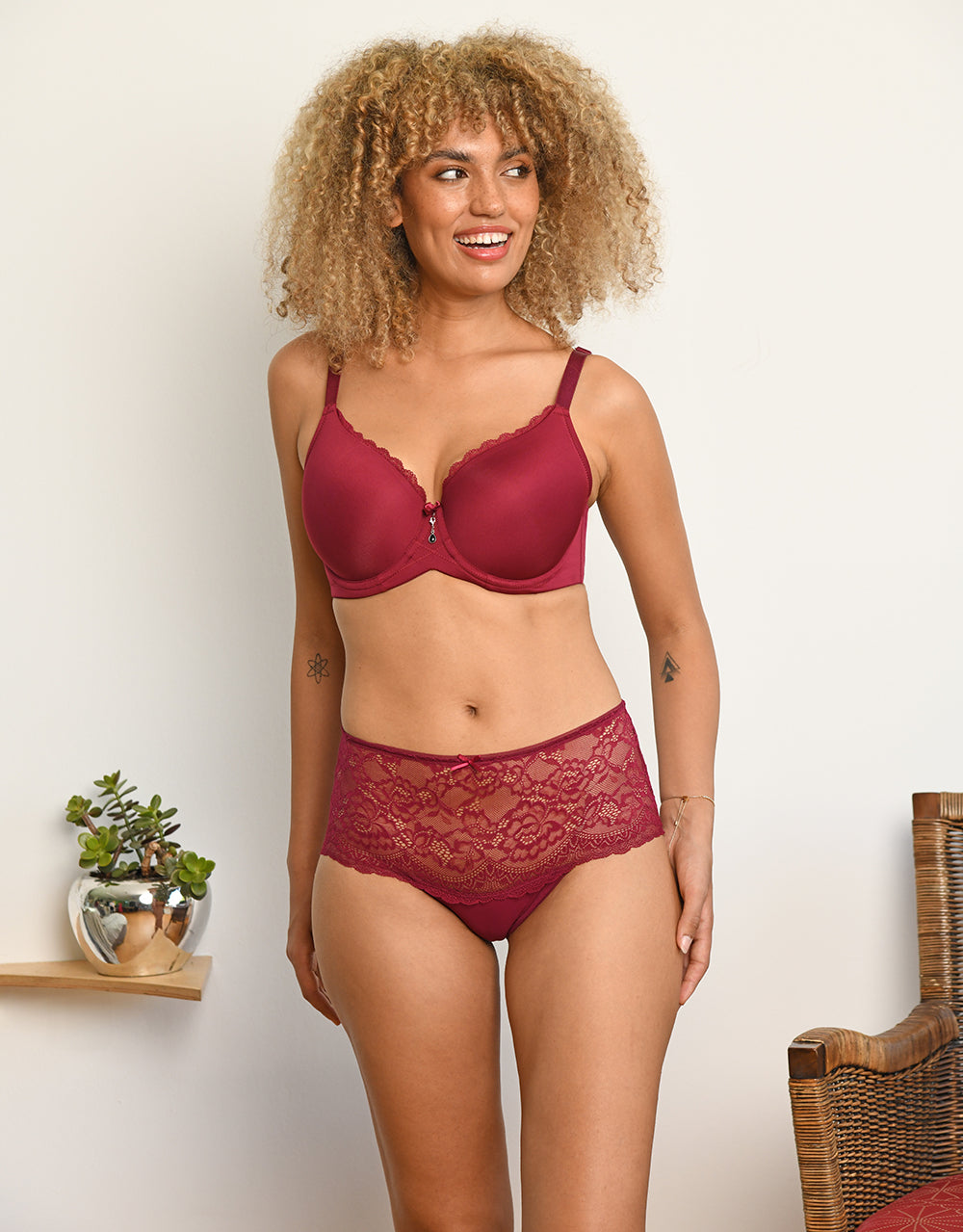 High-Panty "Lace Basic" bordeaux