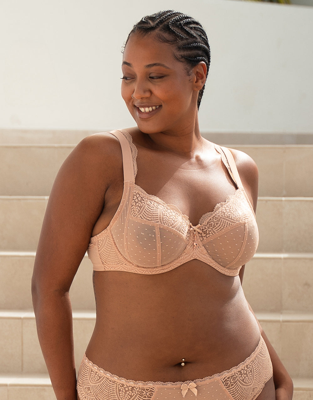 BH "Clara Lace" cappuccino