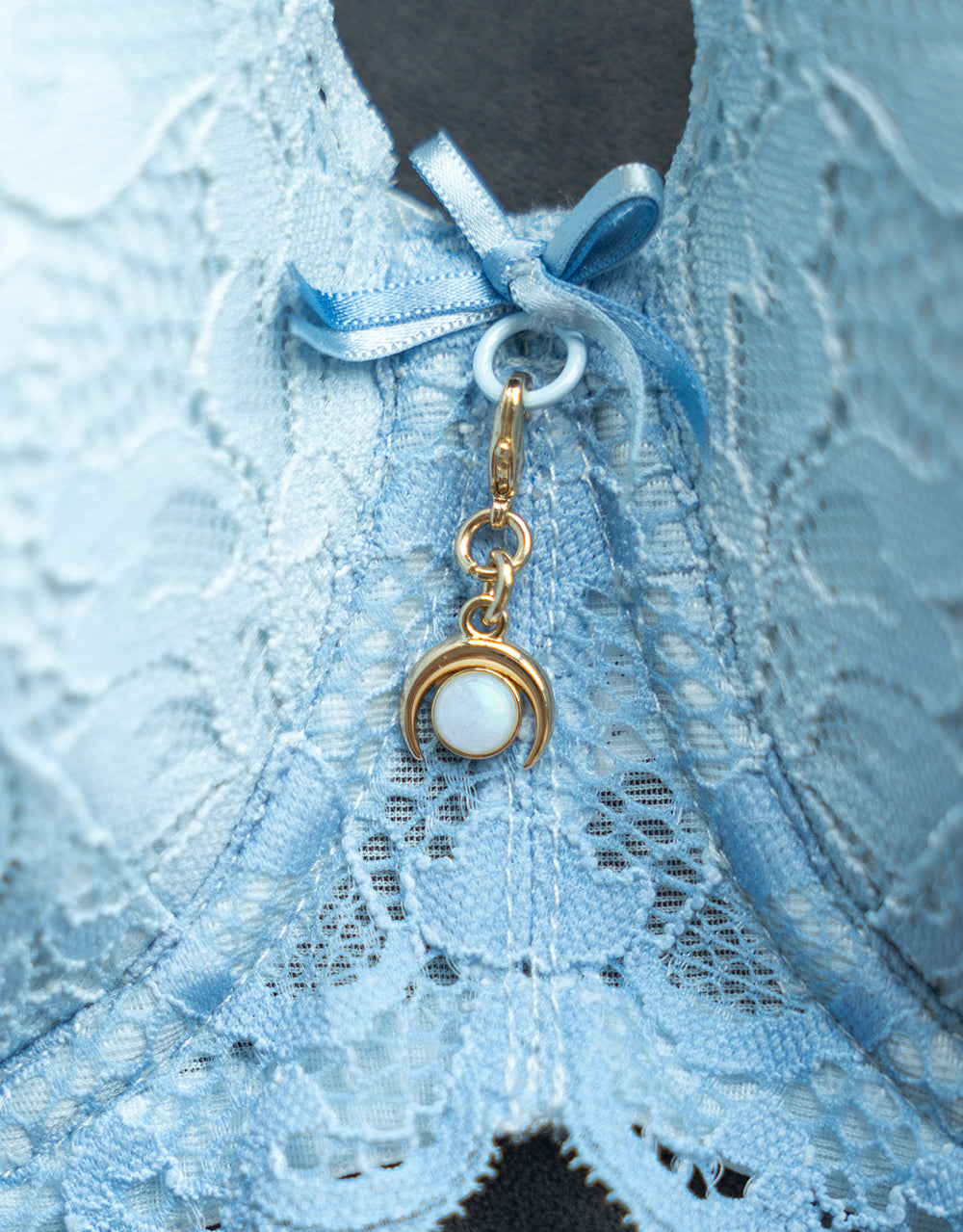 Bra Charm "Luna"