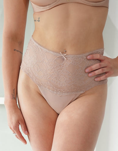 High Thong Lace Basic Cappuccino 