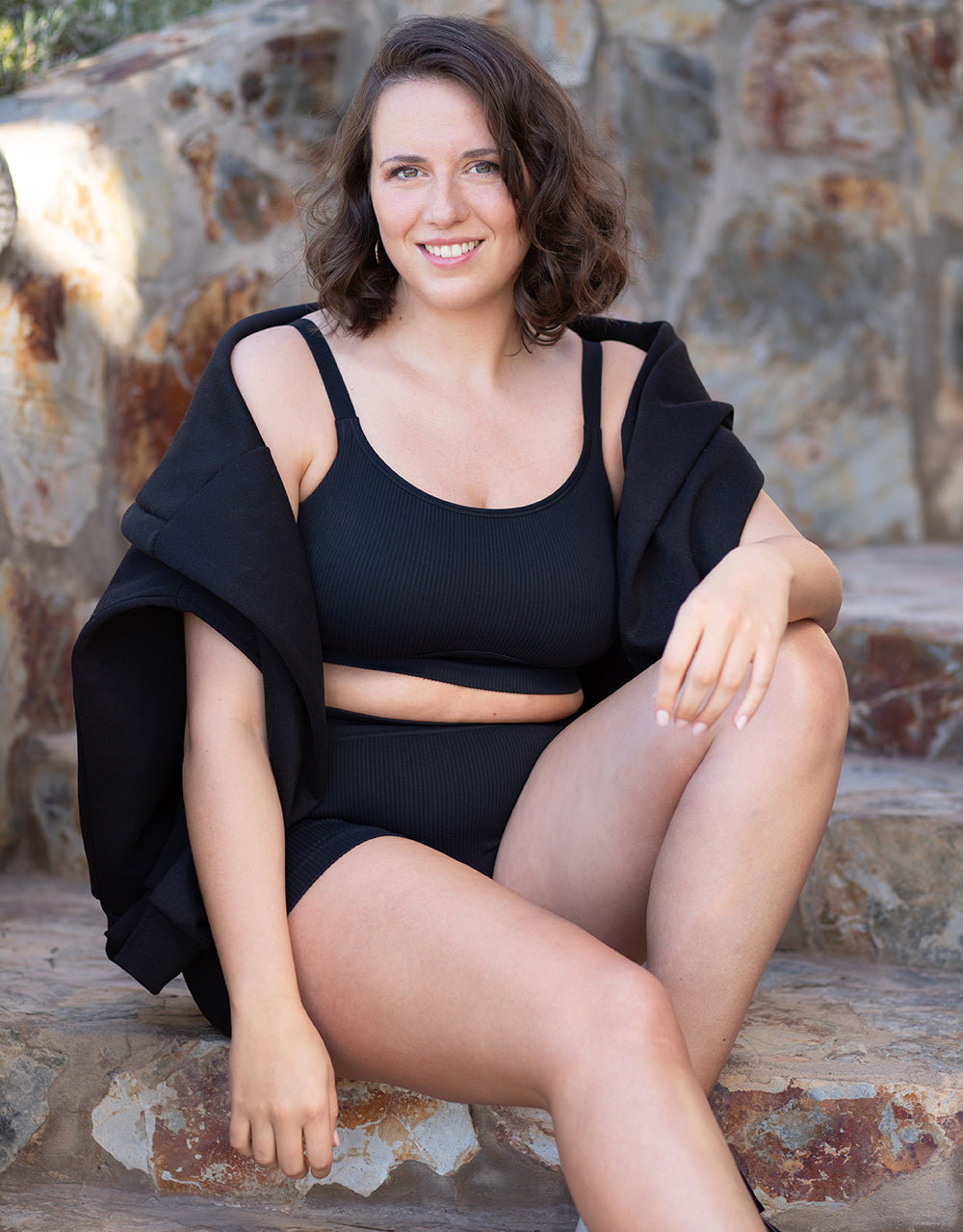 High-Waist-Shorts "Freeda" black