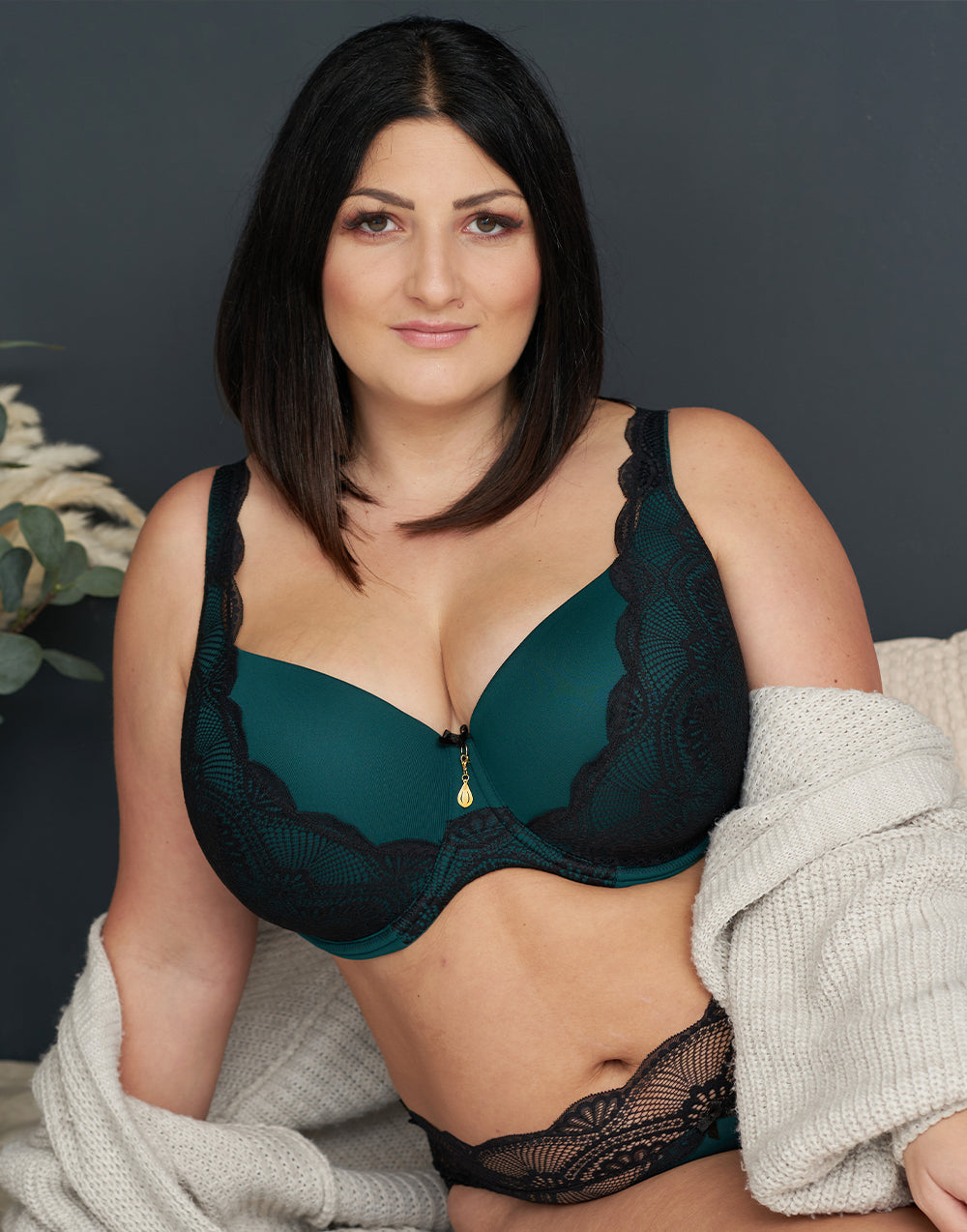 BH "Pure Divine" peacock