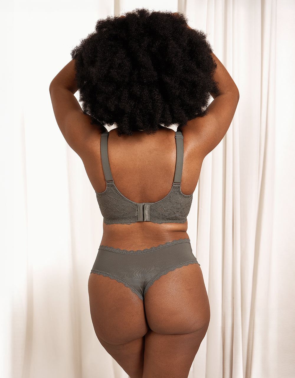 String "Basic" olive