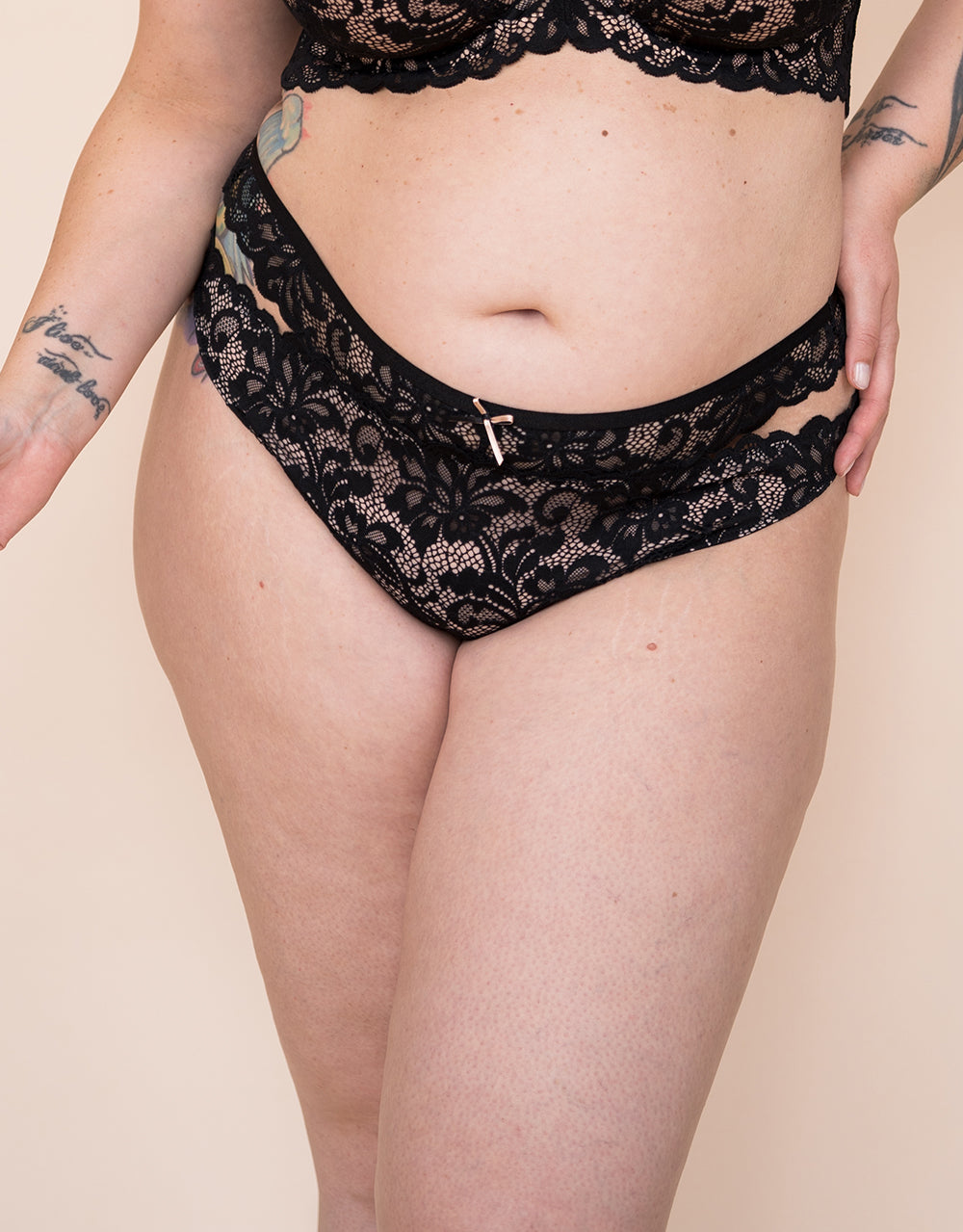 String "True Luna" night